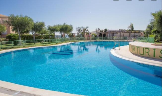 Natura Mediterranea Estudio Naturista Primera Linea Con Piscina Vera Bagian luar foto